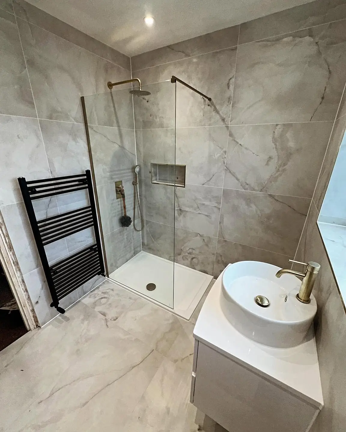jbd-gas-bathroom-1